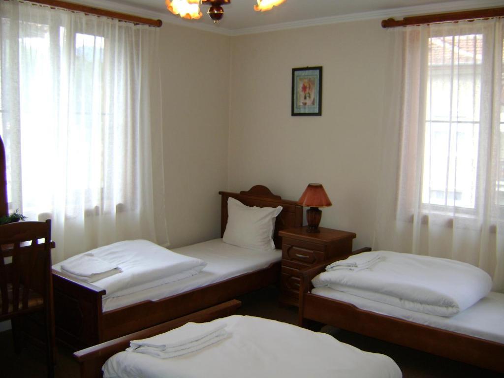 Guest House Todorini Kashti Koprivshtitsa Phòng bức ảnh