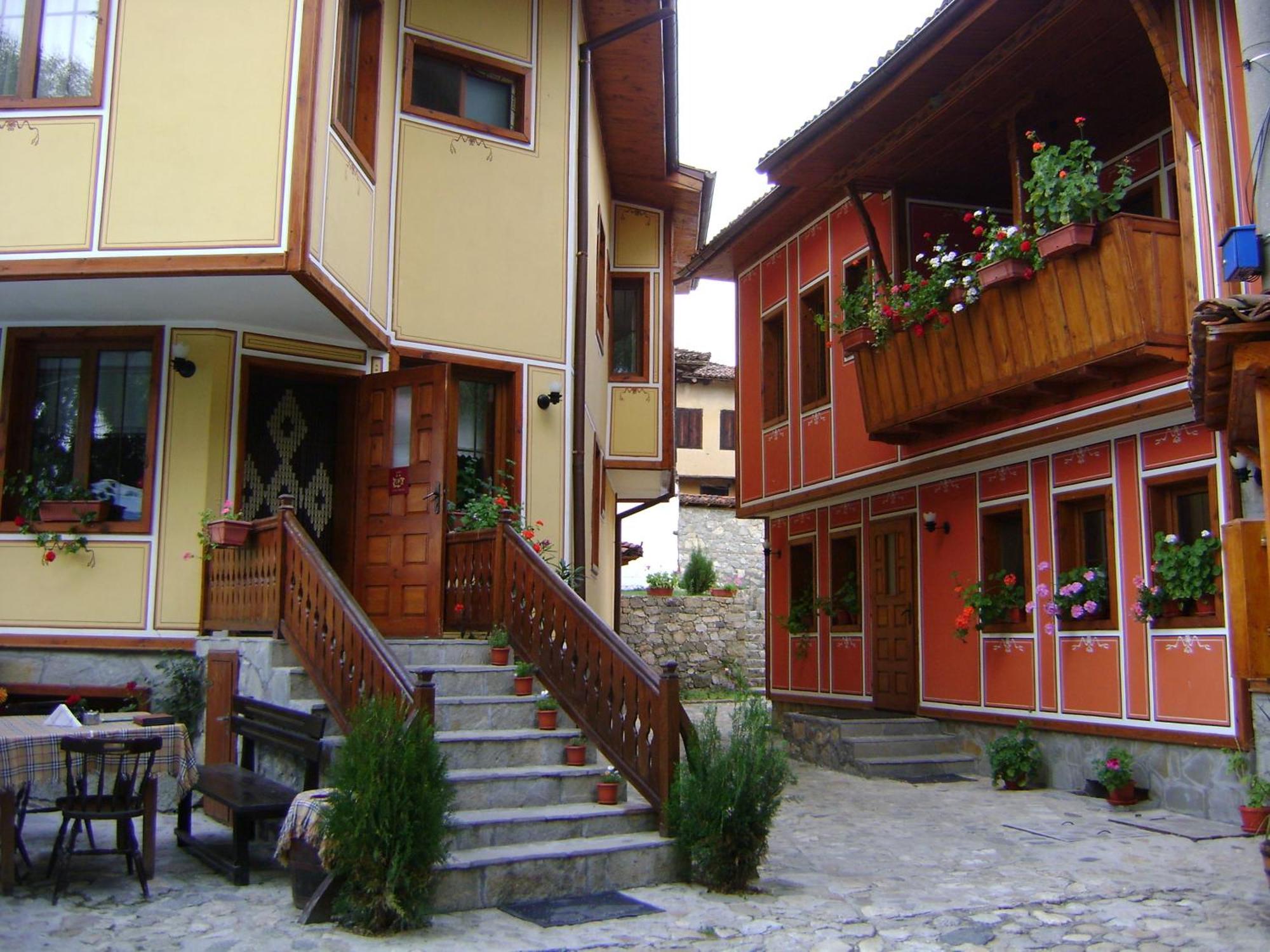 Guest House Todorini Kashti Koprivshtitsa Ngoại thất bức ảnh